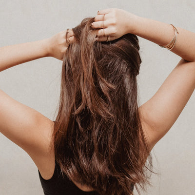 العناية بالشعر