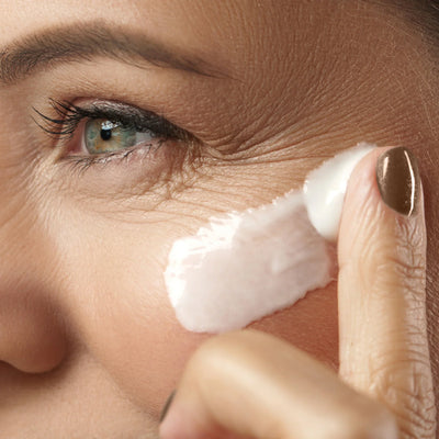 العناية بالبشرة